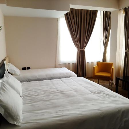 טיראנה Royal Vila Hotel מראה חיצוני תמונה