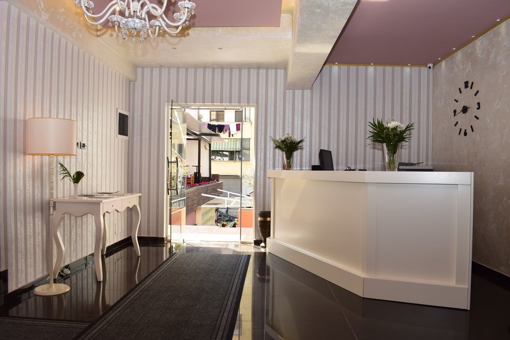 טיראנה Royal Vila Hotel מראה חיצוני תמונה