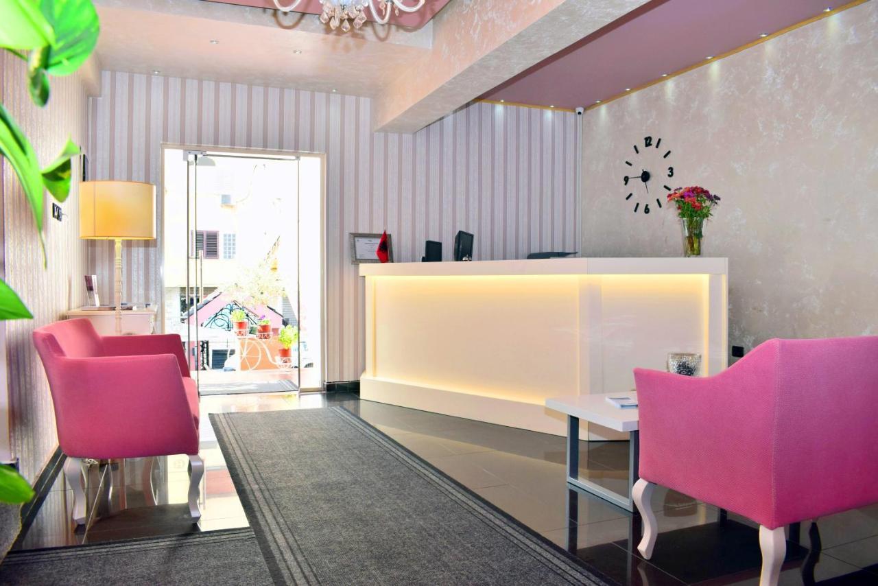 טיראנה Royal Vila Hotel מראה חיצוני תמונה