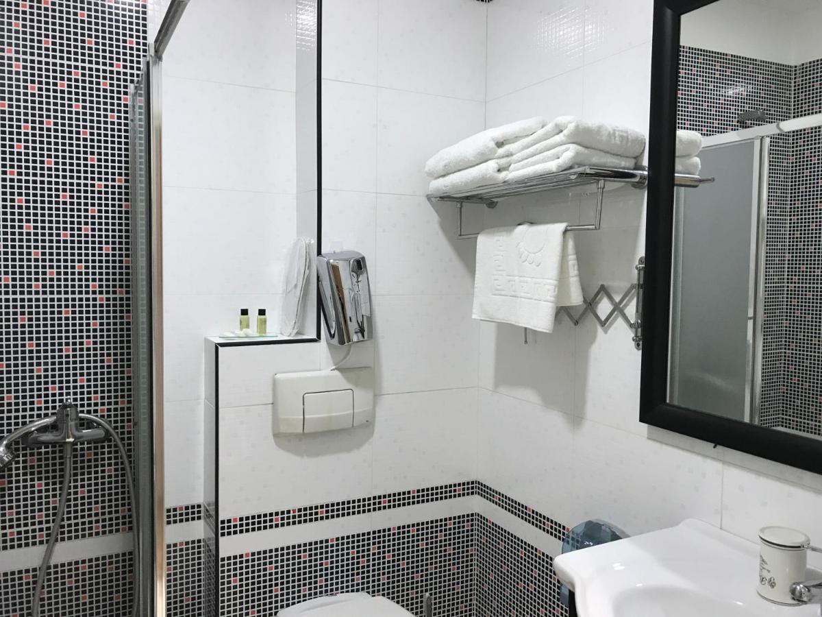טיראנה Royal Vila Hotel מראה חיצוני תמונה