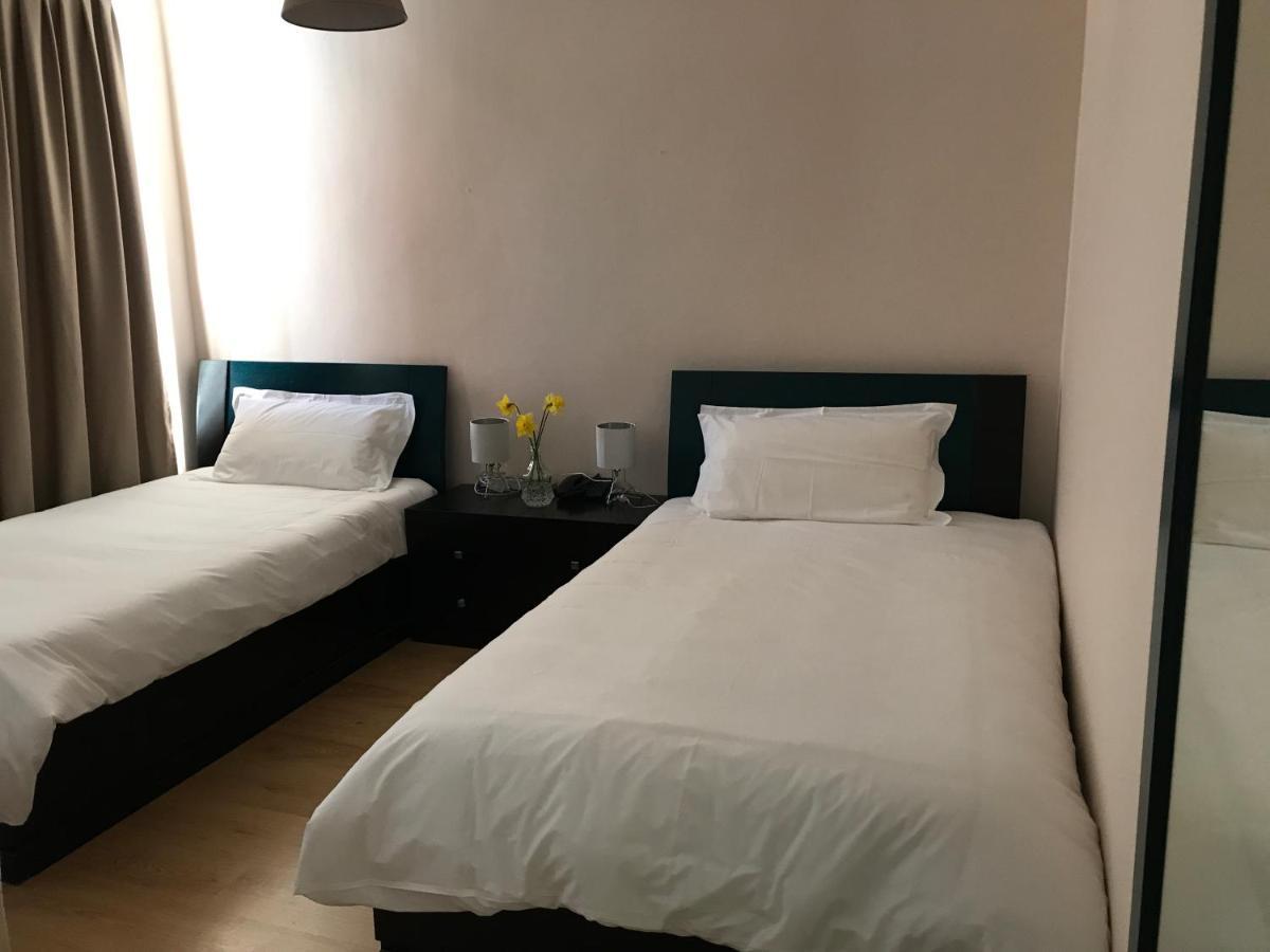 טיראנה Royal Vila Hotel מראה חיצוני תמונה